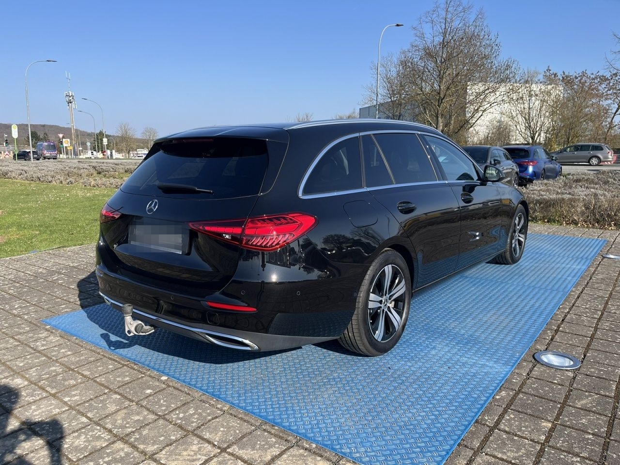 Mercedes-Benz C 220 d T AVANTGARDE+FAHRASSIST+AMBIENTE+AHK+KAM foto 6