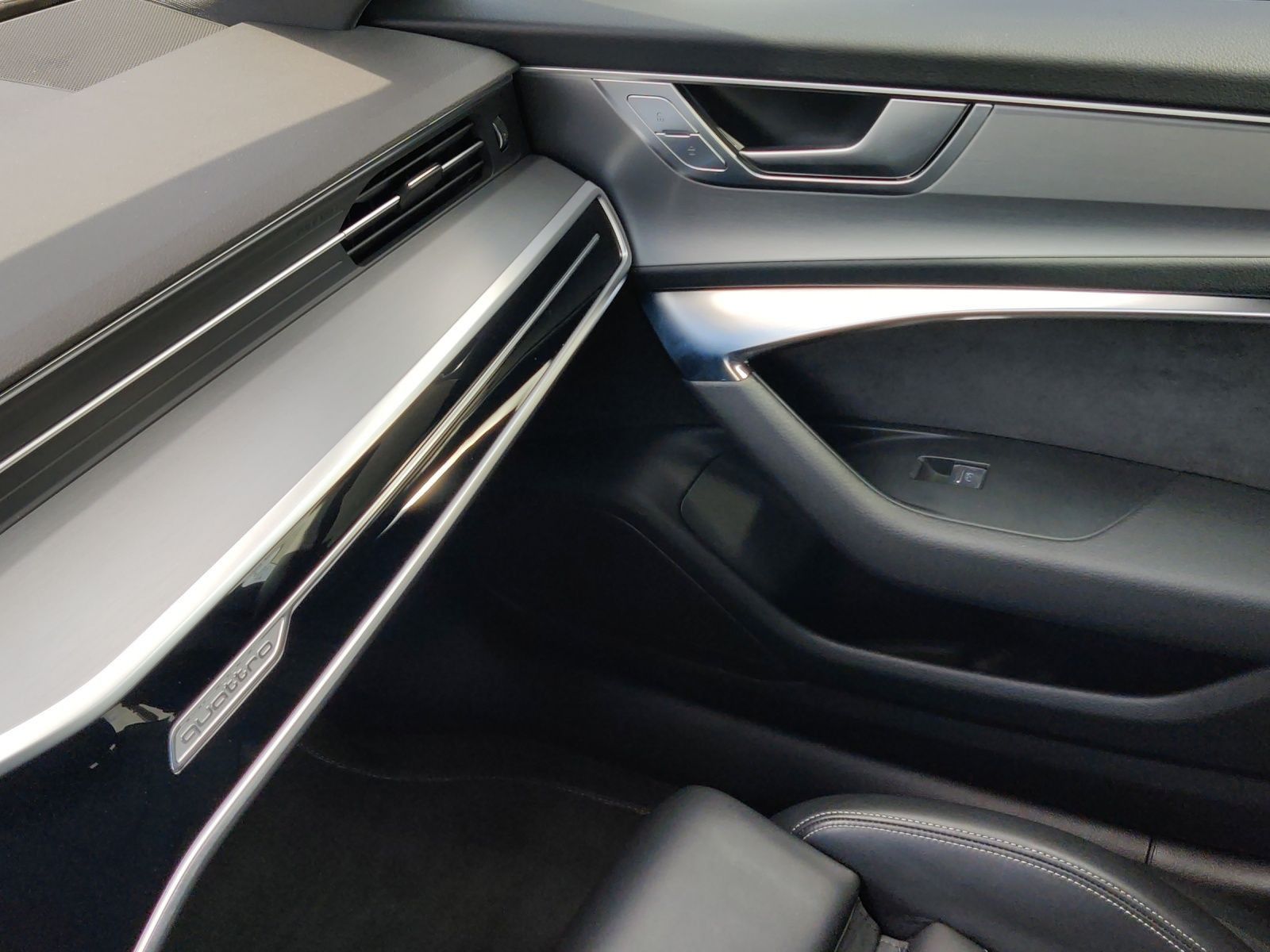 Audi A6 Avant 55 TFSI qu. S line RFK*LED*Pano*HuD foto 22