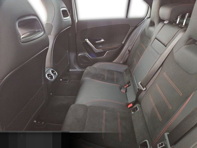Mercedes-Benz A 200 d AMG Line/Pano/Standhz./Memory/Totwinkel/ foto 17