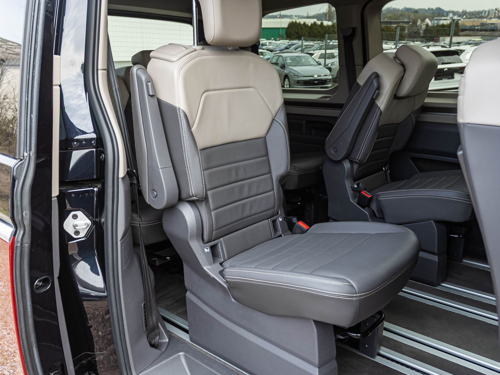 Volkswagen Multivan Style 1.4 eHybrid DSG Navi LED HuD Pano foto 18