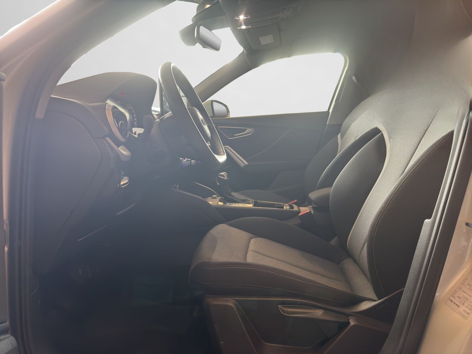 Audi Q2 advanced 35 TFSI LED Navi S tronic foto 13