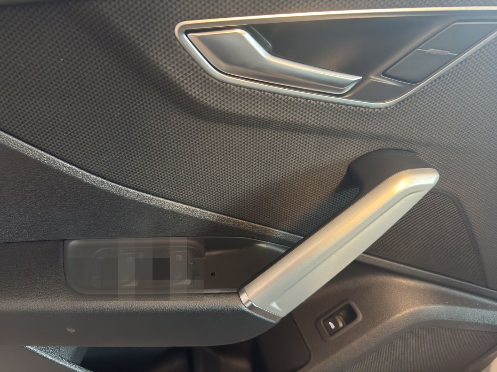 Audi Q2 advanced 35 TFSI LED Navi S tronic foto 14
