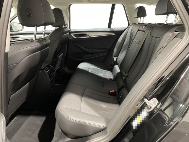 BMW 520 D Touring Automatik EU6d Leder LED ACC Navi  foto 6