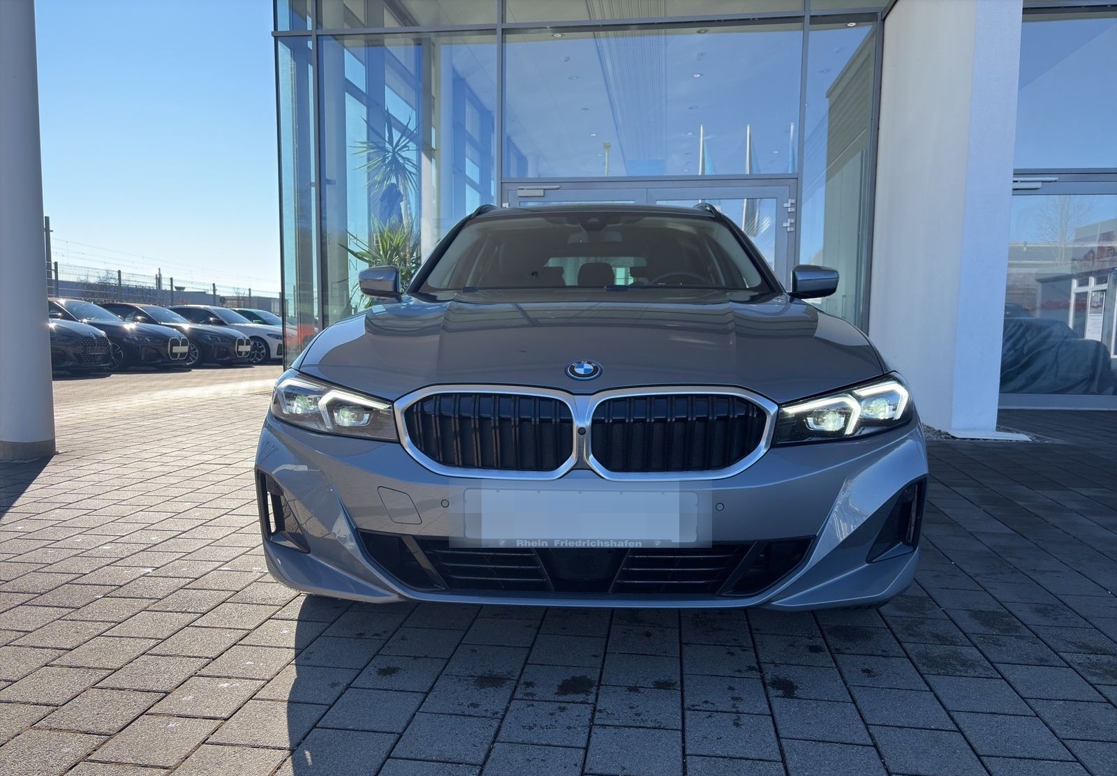 BMW 330e xDrive Touring ACC 360° Sportsitze SH foto 4