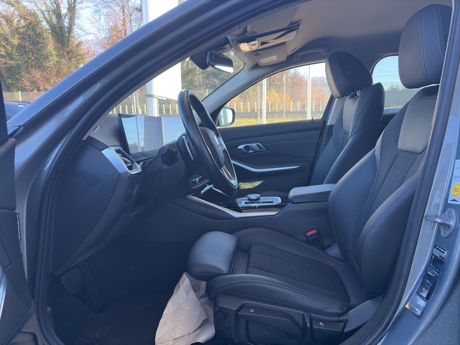 BMW 330e xDrive Touring ACC 360° Sportsitze SH foto 7