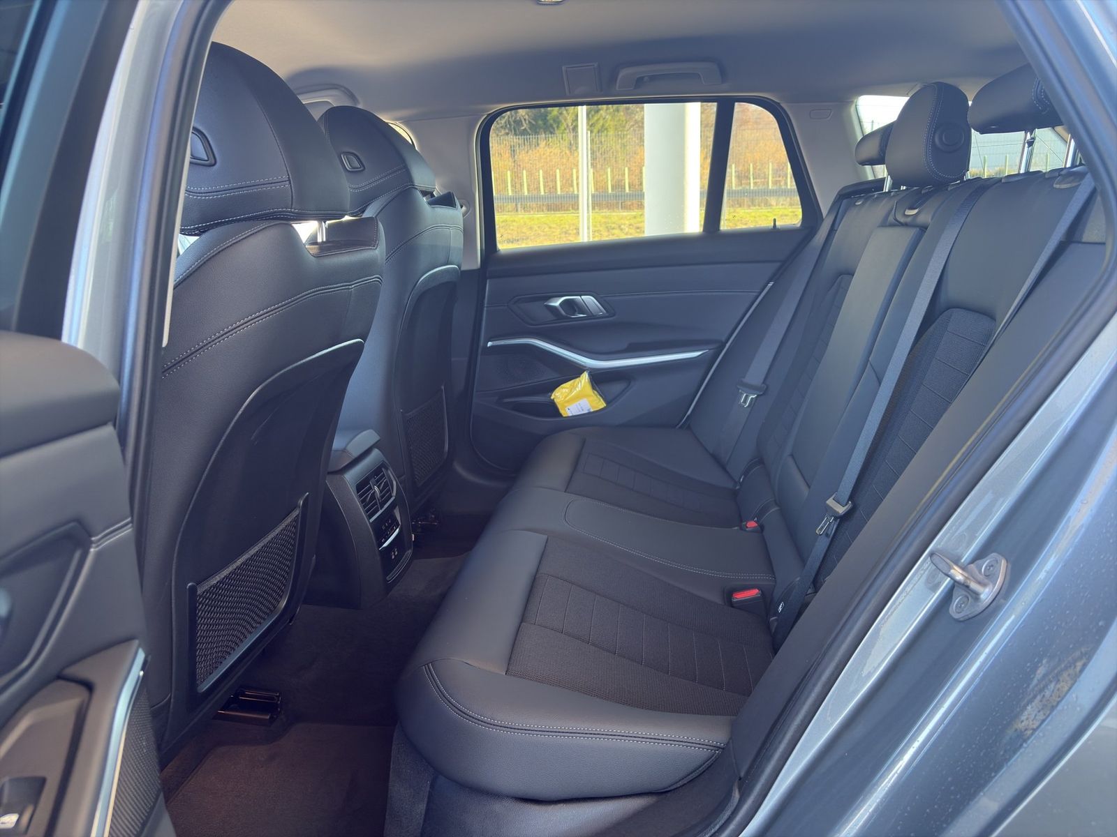 BMW 330e xDrive Touring ACC 360° Sportsitze SH foto 8