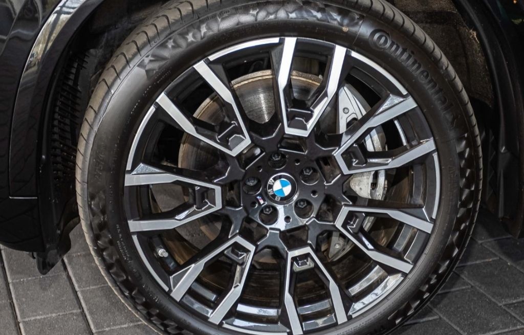 BMW X5 50exMSport+AHK+Panorama+Navi+Leder+e-Sitze foto 6