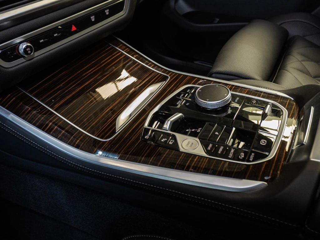 BMW X5 50exMSport+AHK+Panorama+Navi+Leder+e-Sitze foto 10