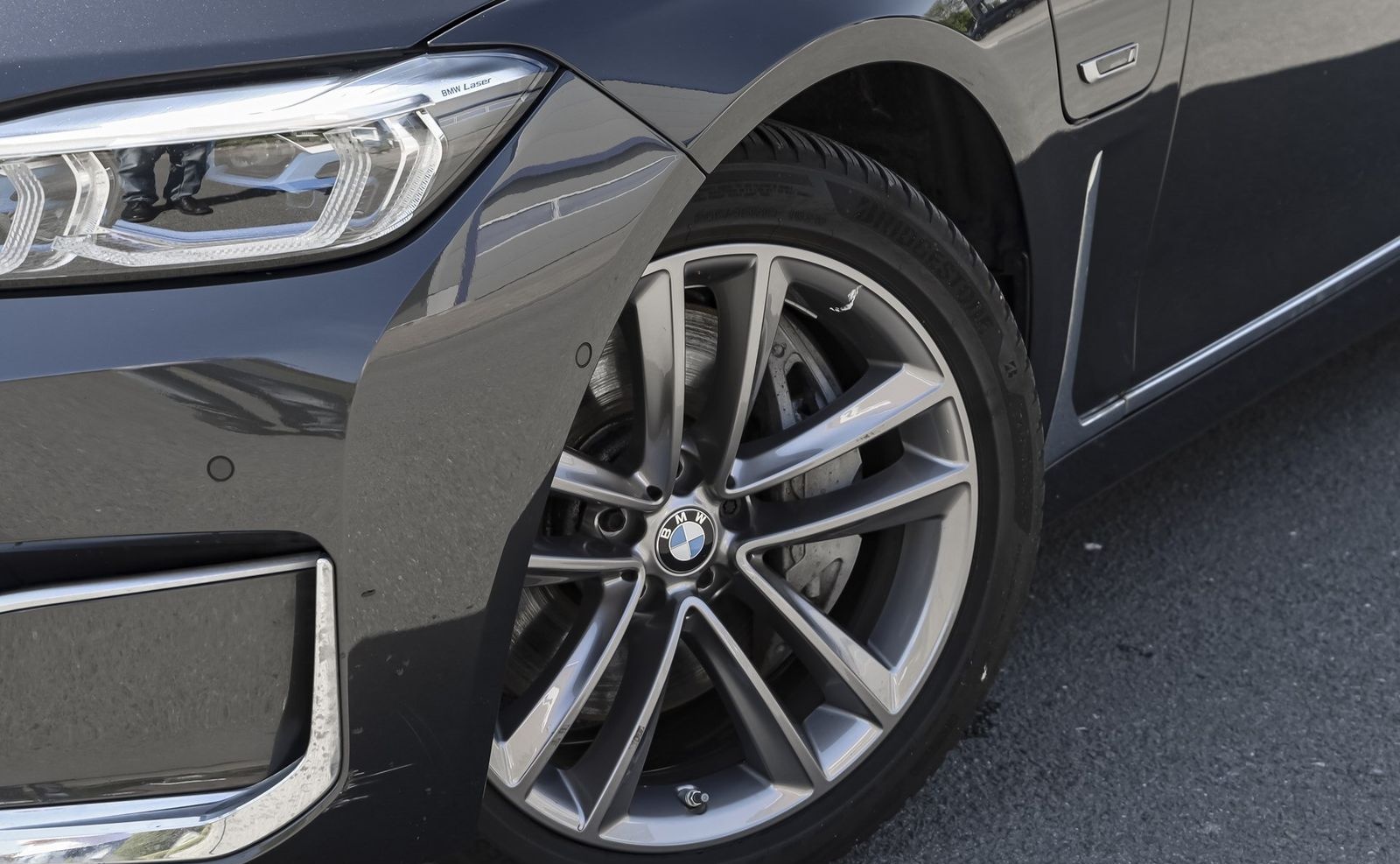 BMW 745e iPerformance Limousine foto 6