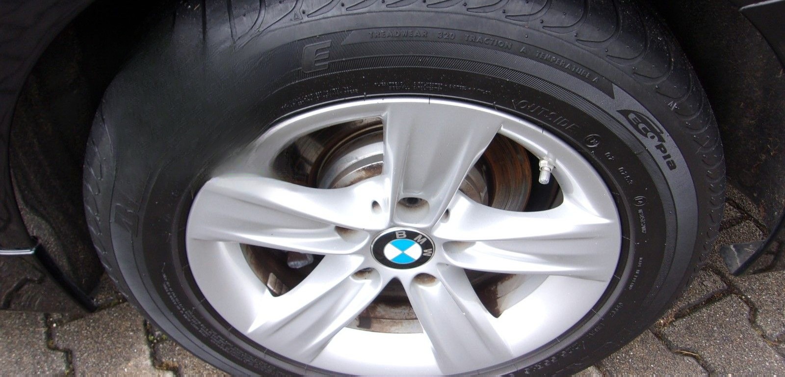 BMW 318i  Automatic  Touring Sport Line foto 14