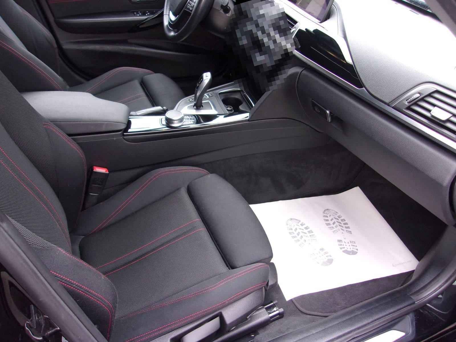BMW 318i  Automatic  Touring Sport Line foto 9