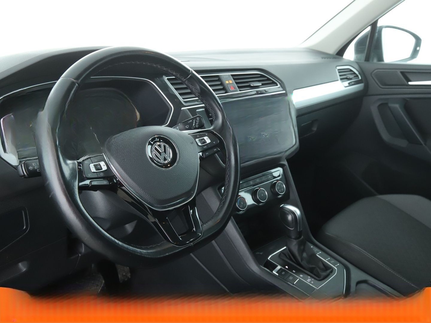 Volkswagen Tiguan 1.5 TSI ACT Comfortline BlueMotion Aut. foto 11
