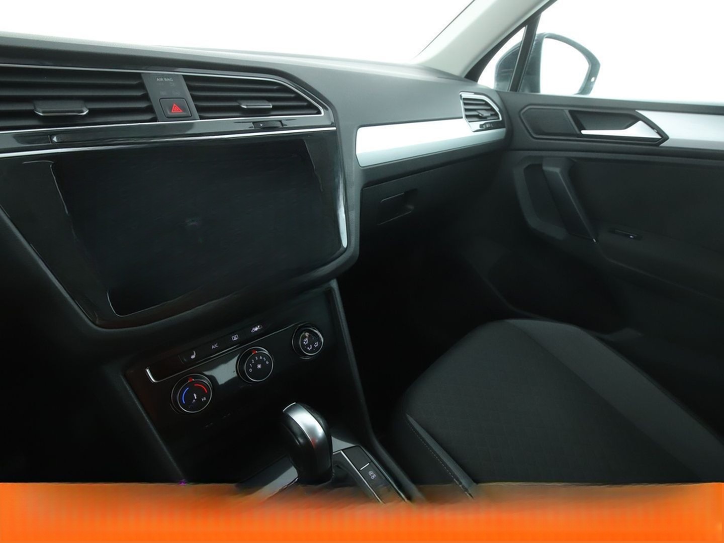 Volkswagen Tiguan 1.5 TSI ACT Comfortline BlueMotion Aut. foto 25