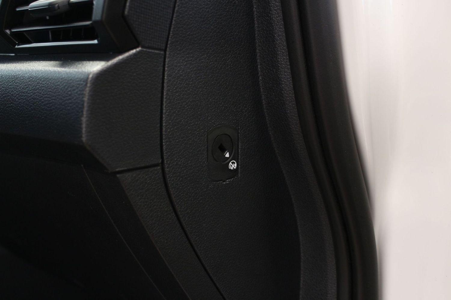 Volkswagen Caddy Maxi 2.0 TDI Klimaautomatik foto 13