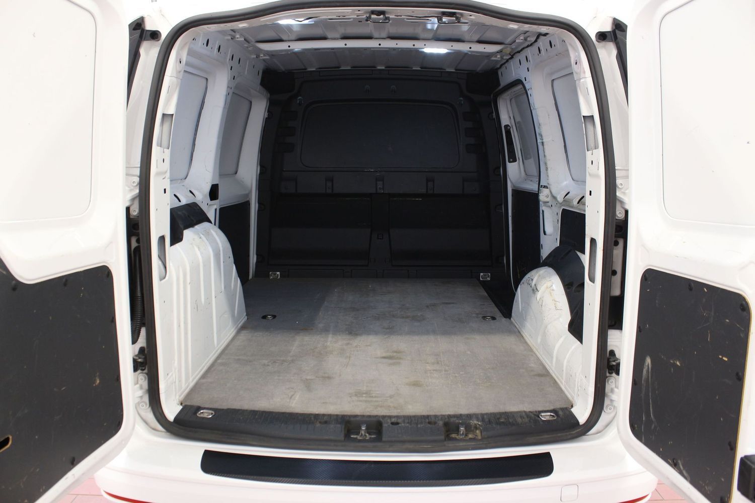 Volkswagen Caddy Maxi 2.0 TDI Klimaautomatik foto 6