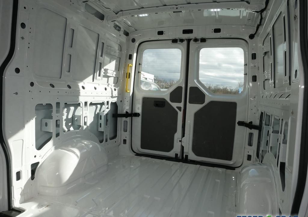 Volkswagen Crafter 35 Kasten MR 2.0 TDI Klima App-Connect W foto 8