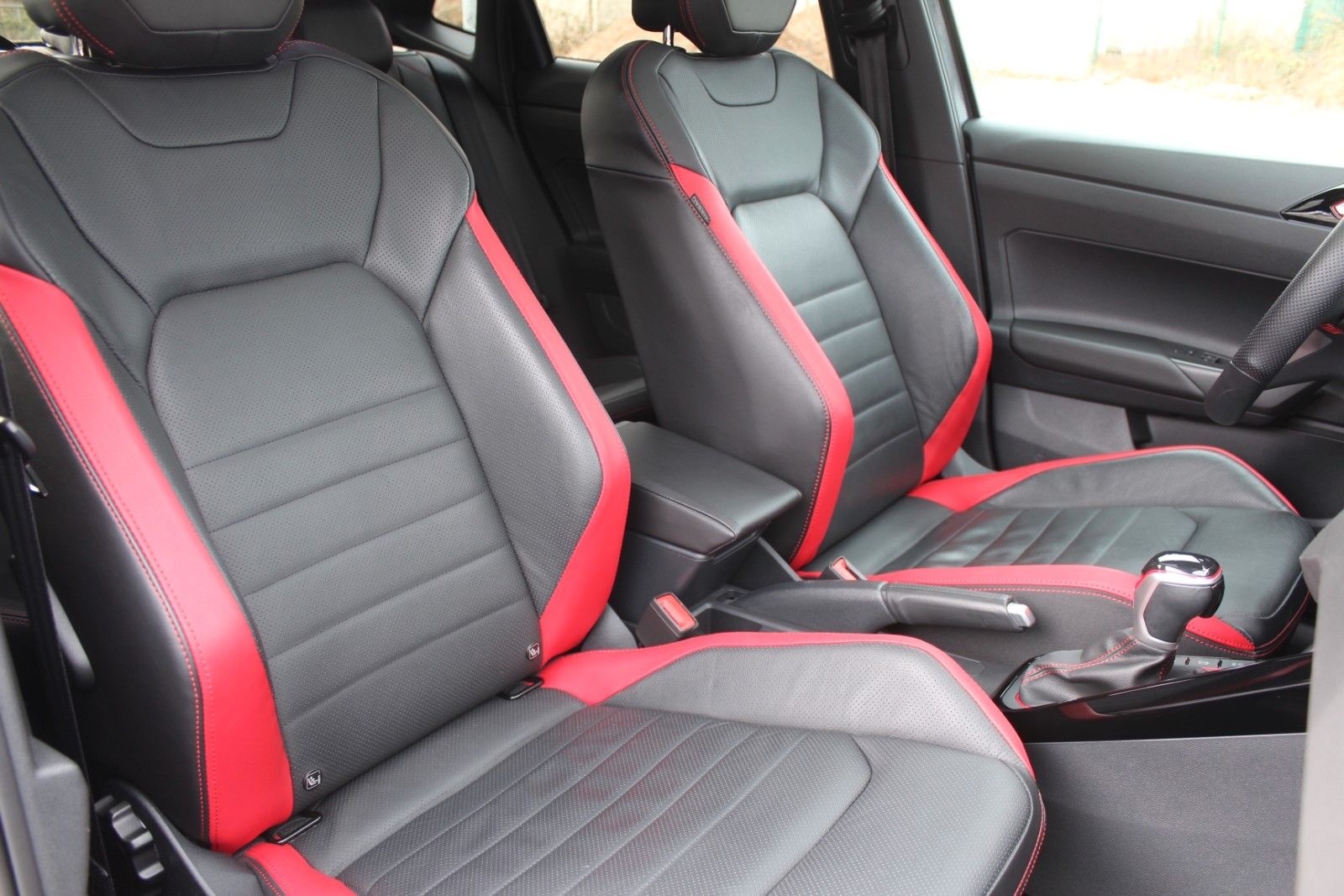 Volkswagen Polo VI GTI Edition 25 DigTacho Keyless Pano Cam foto 17