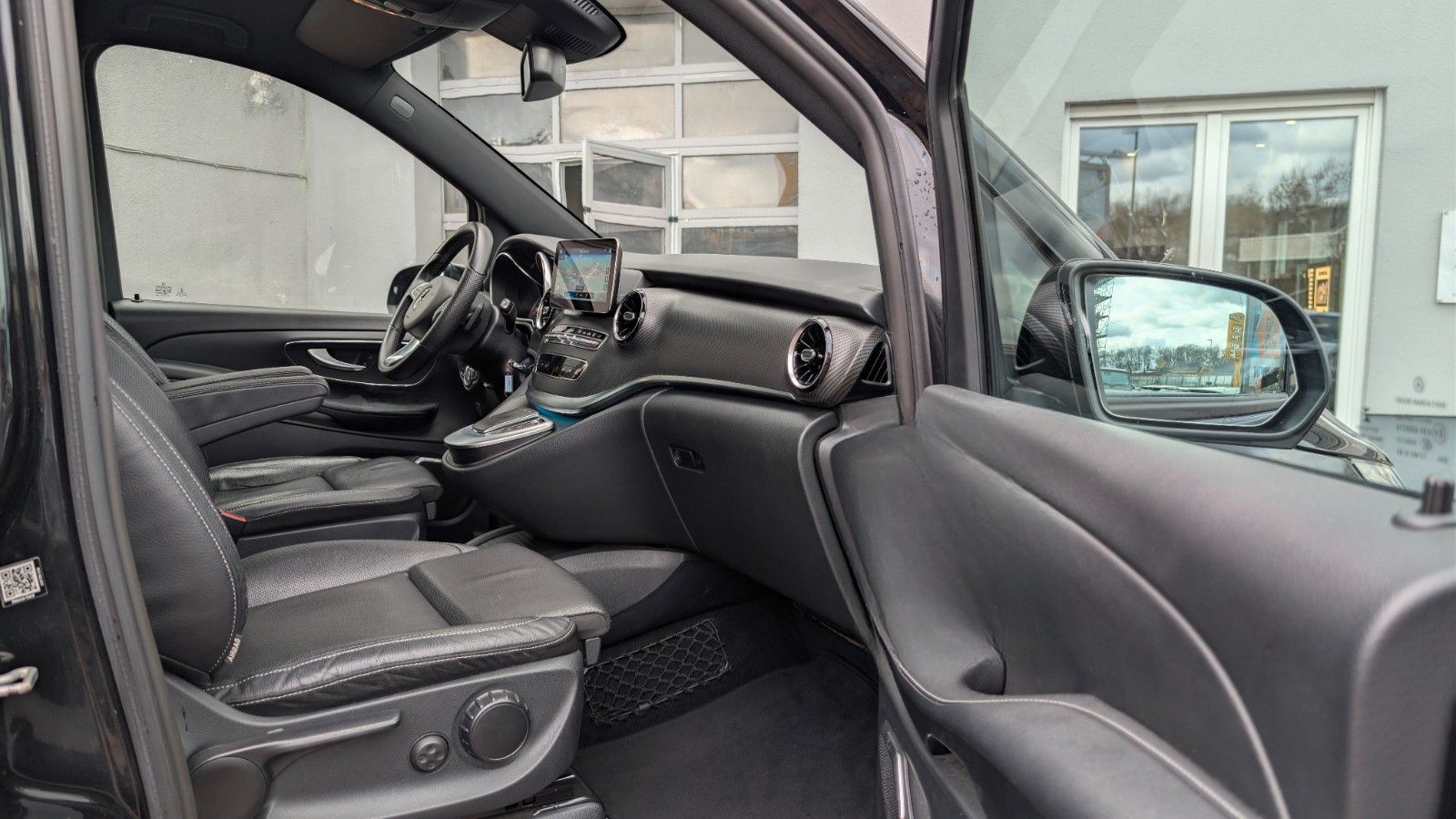 Mercedes-Benz V 300d Lang,4Matik,AMG-Line,Panorama,Leder,360KA foto 18