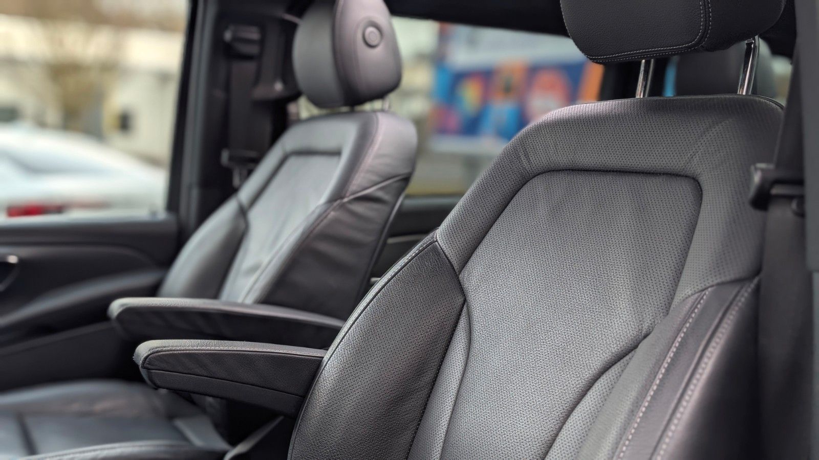 Mercedes-Benz V 300d Lang,4Matik,AMG-Line,Panorama,Leder,360KA foto 6