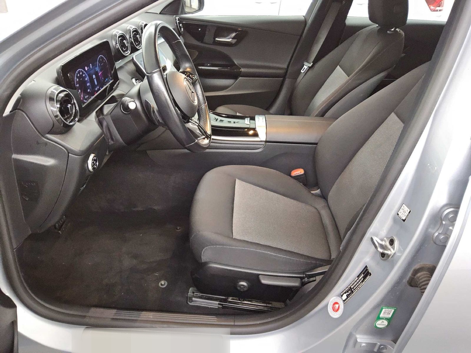 Mercedes-Benz C 200 T d Avantgarde Navi LED AHK Rückfahrkamera foto 9