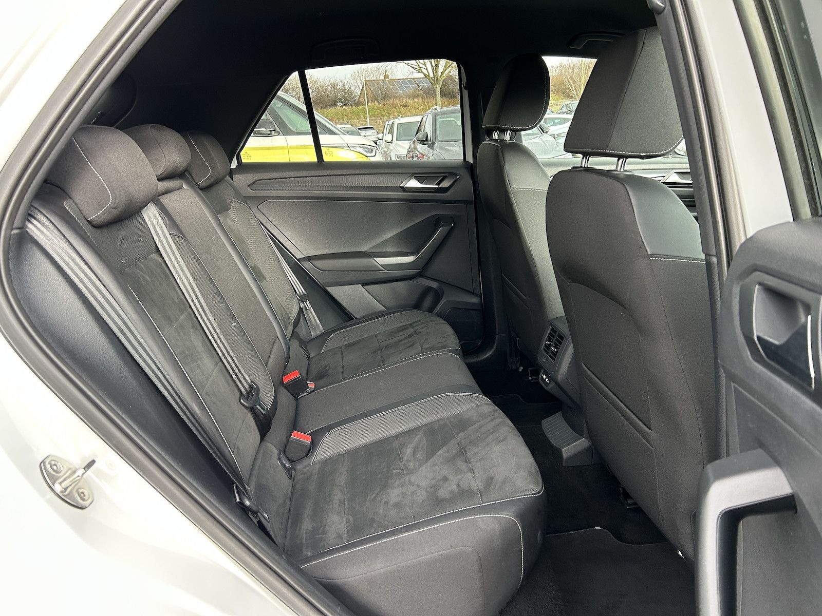 Volkswagen T-Roc R-Line 1.0 TSI*LED*Kamera* foto 11