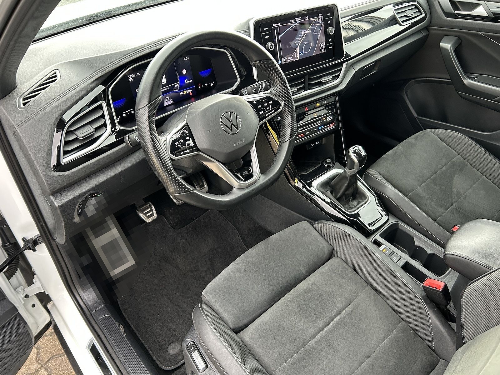 Volkswagen T-Roc R-Line 1.0 TSI*LED*Kamera* foto 14