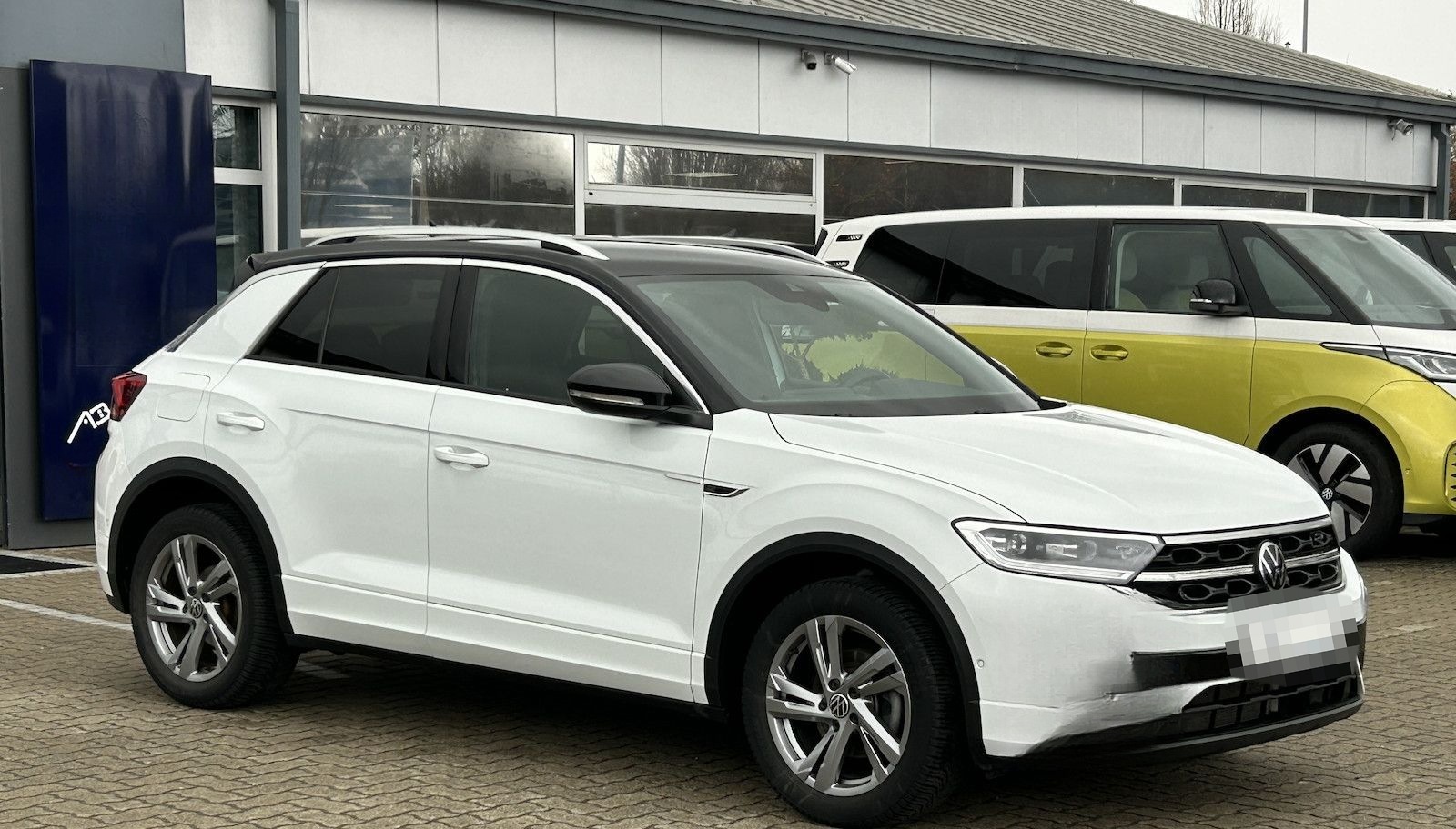 Volkswagen T-Roc R-Line 1.0 TSI*LED*Kamera* foto 4