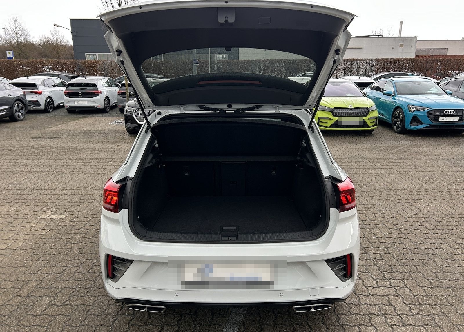 Volkswagen T-Roc R-Line 1.0 TSI*LED*Kamera* foto 8