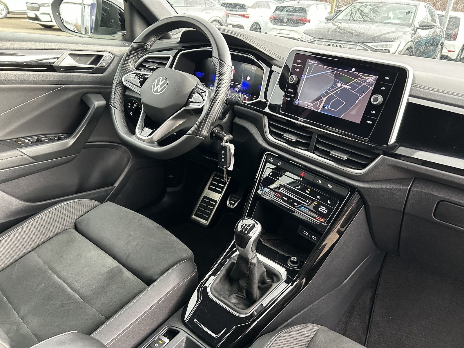 Volkswagen T-Roc R-Line 1.0 TSI*LED*Kamera* foto 9