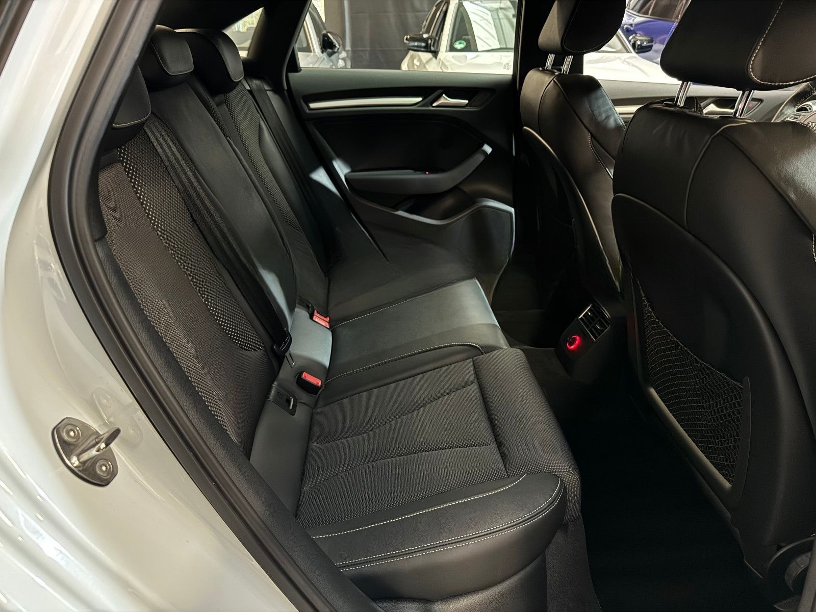 Audi A3 Limousine S-line/S-Tronic/Navi/PDC/LED/Shz foto 15