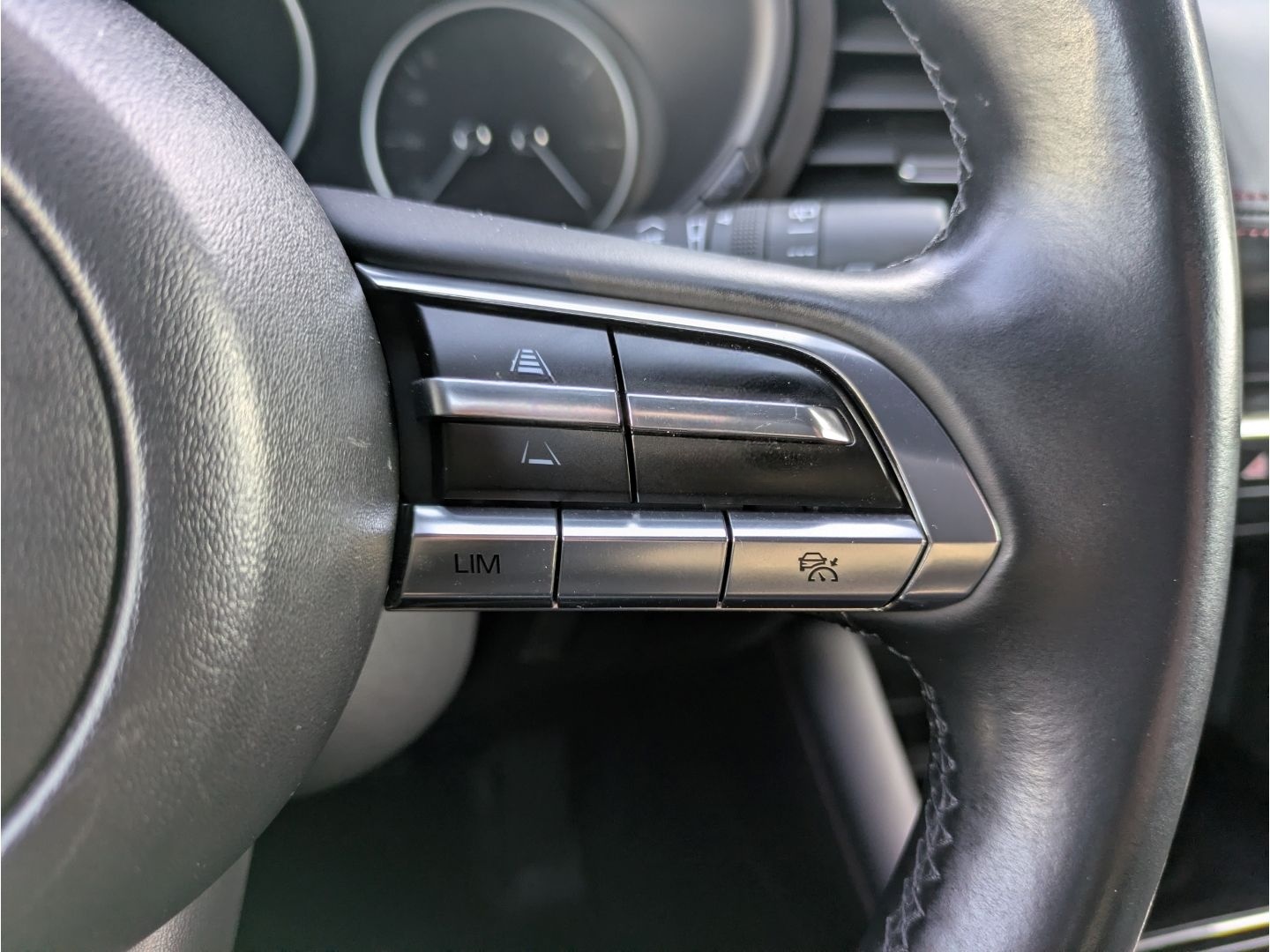 Mazda 3 Homura HUD Navi LED ACC Apple CarPlay SHZ Klim foto 10