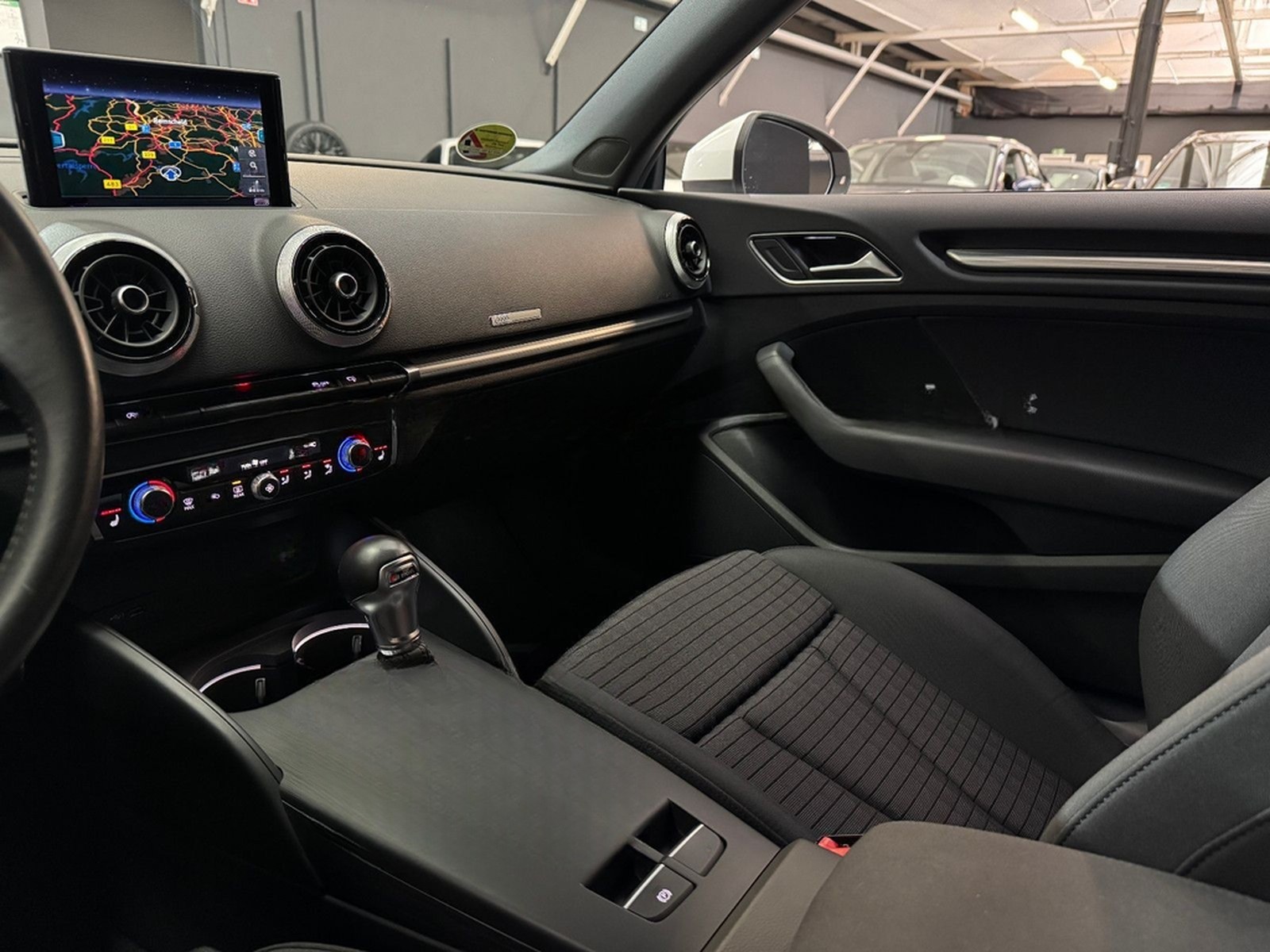 Audi A3 Cabriolet Sport/Navi/Shz/S-Tronic/BiXen/APPLE foto 20