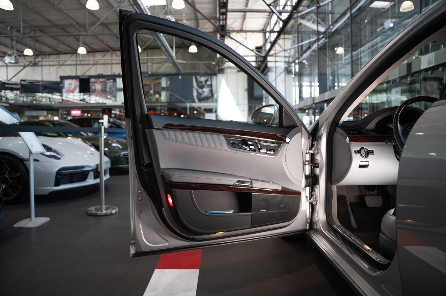 Mercedes-Benz S 600 L - 1. Hand - 41.000KM - Scheckheft foto 7