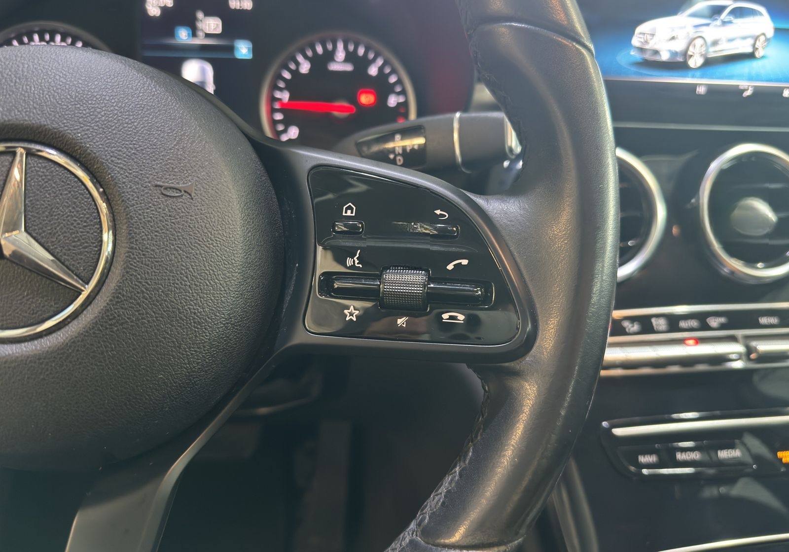 Mercedes-Benz C 200 d*Business*AHK*LED*SHZ*Navi*Tempomat*PDC foto 14