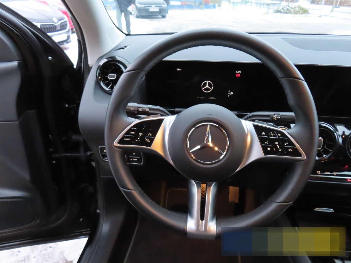 Mercedes-Benz GLA 180 Aut. NAVI+LED+RFK+SHZ+AAC+TEMP+ALU+MBUX foto 12
