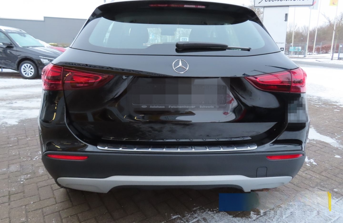 Mercedes-Benz GLA 180 Aut. NAVI+LED+RFK+SHZ+AAC+TEMP+ALU+MBUX foto 8