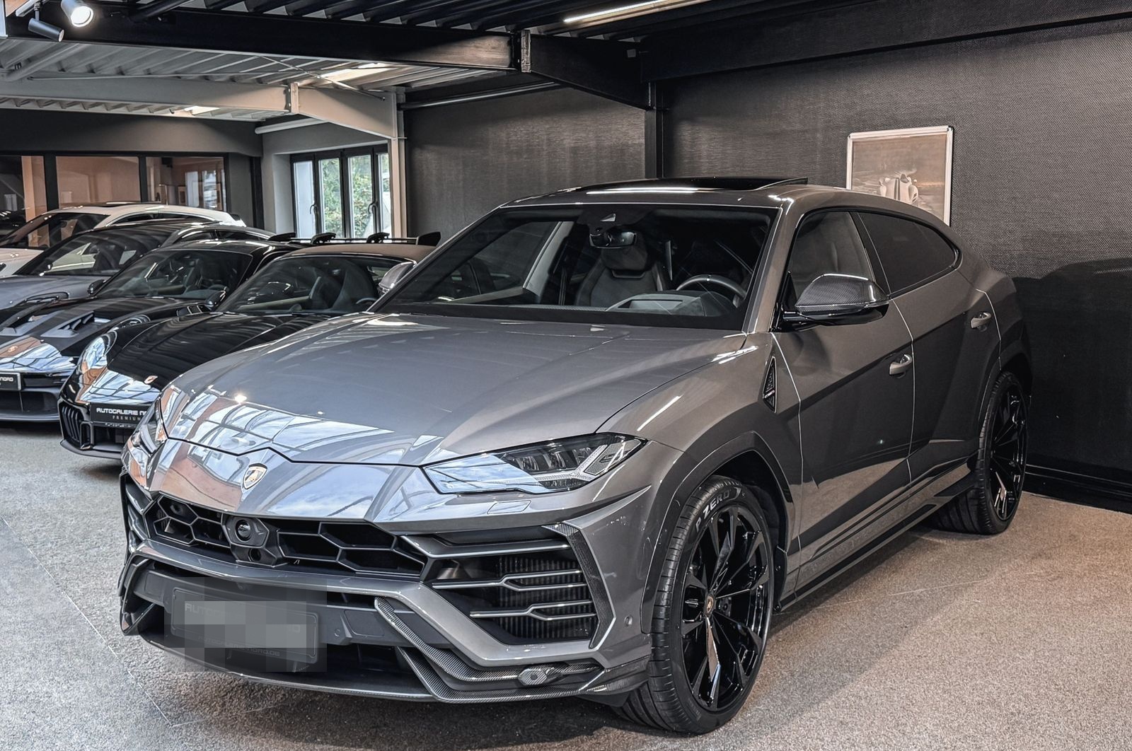 Lamborghini Urus Cabon+RearSeat+B&O foto 2