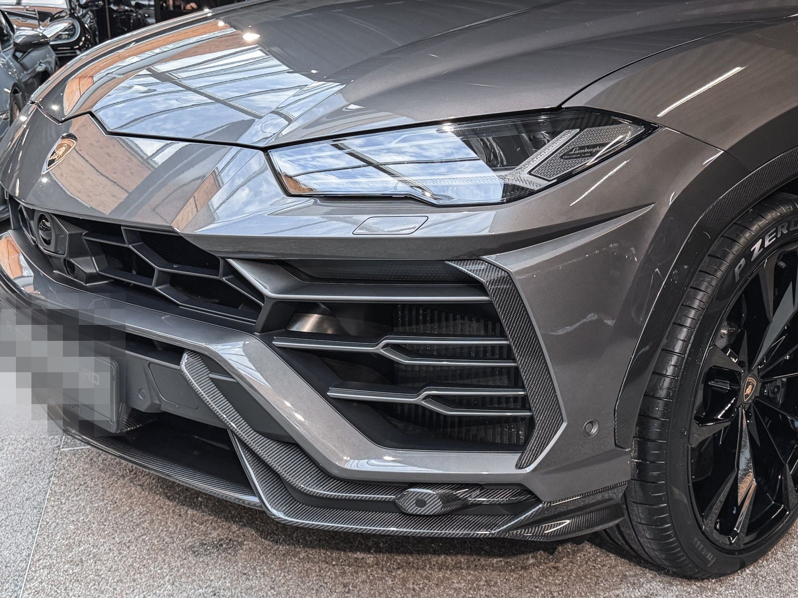 Lamborghini Urus Cabon+RearSeat+B&O foto 6