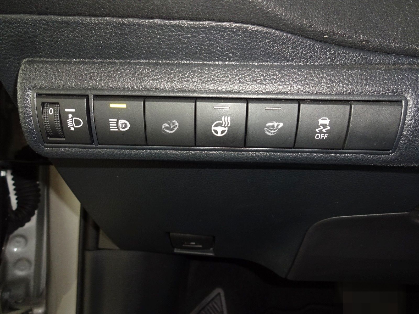 Toyota Corolla Touring Sports Hybrid Active NAVI/AC/4S foto 16