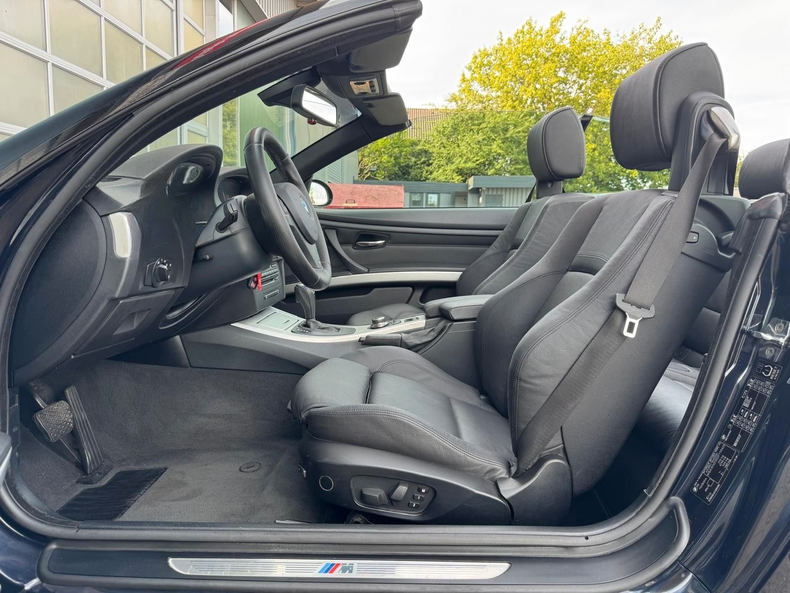 BMW 325i Cabrio Automatik e93 M-Paket 1.HAND foto 5