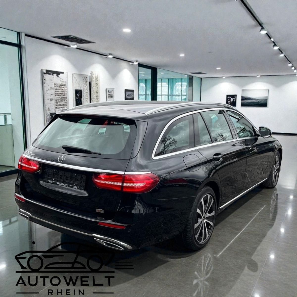 Mercedes-Benz E 300 de T-Modell Avantgarde foto 2