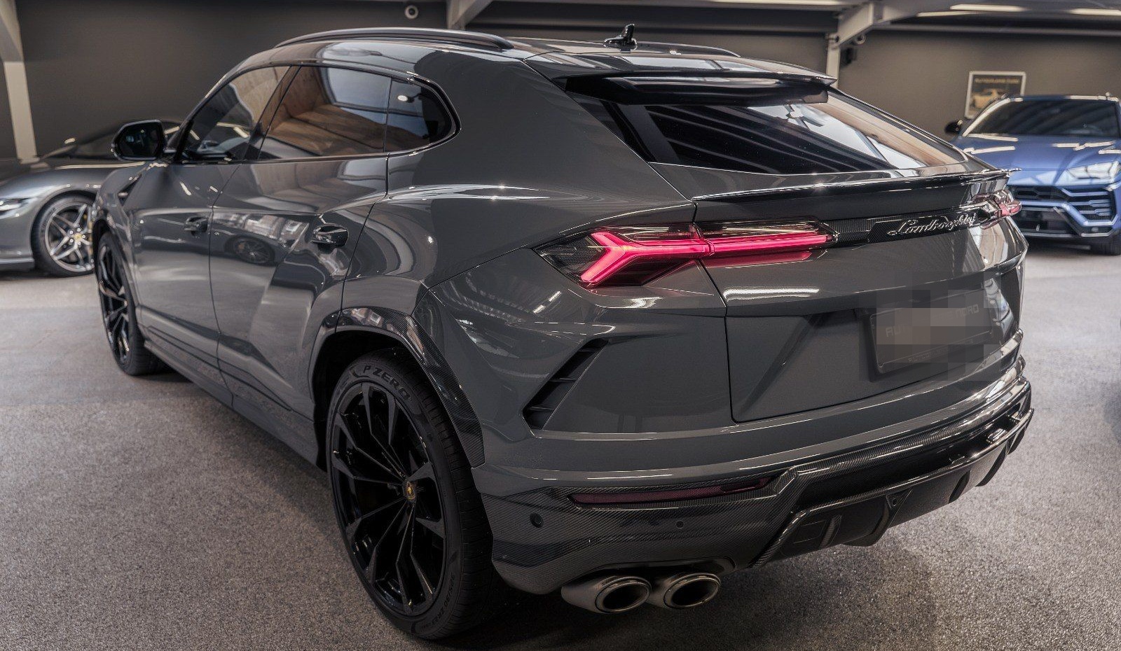 Lamborghini Urus Pano+Adas+Akrapovic+TV+Full Carbon+B&O-3D foto 11