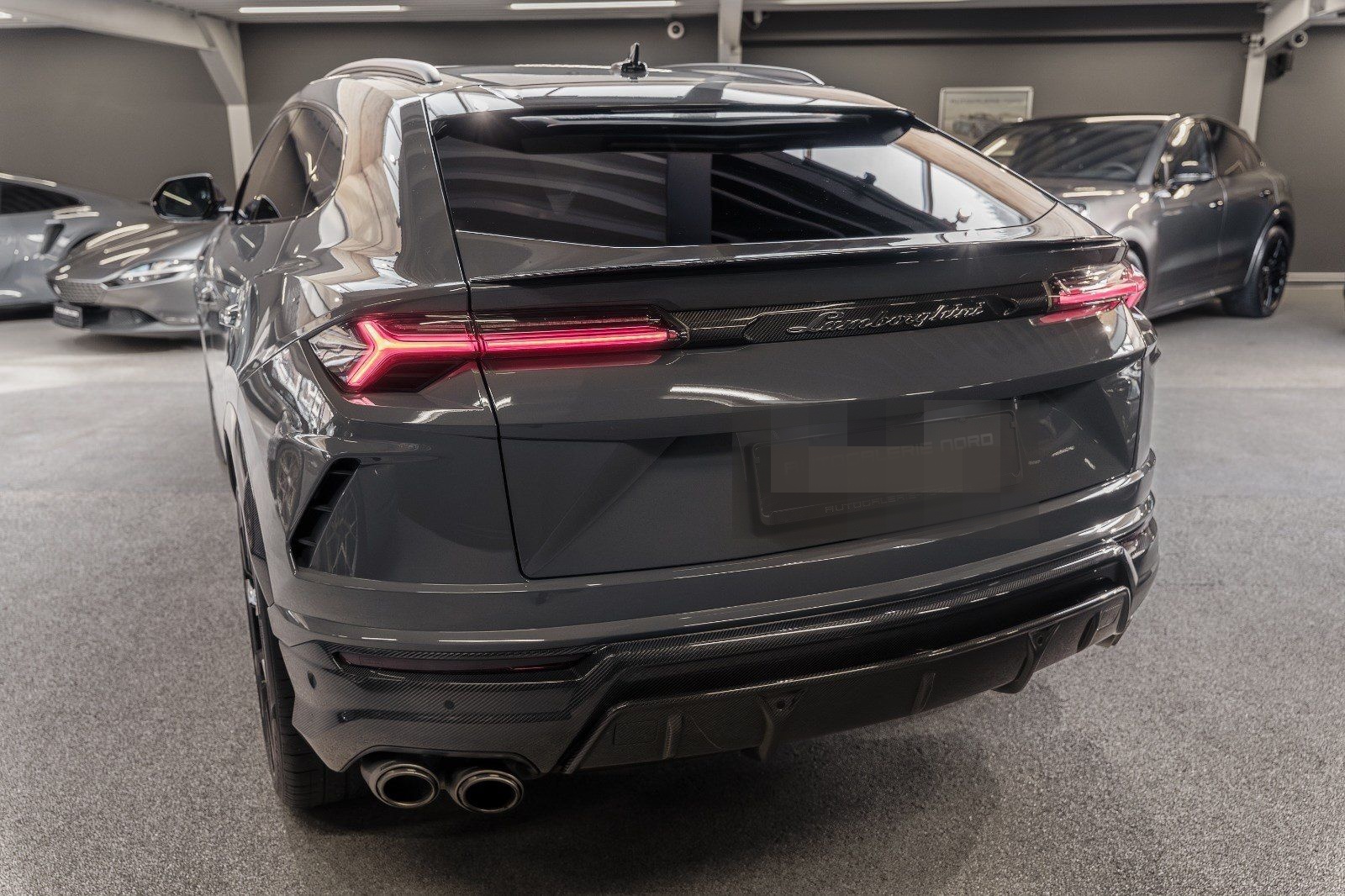 Lamborghini Urus Pano+Adas+Akrapovic+TV+Full Carbon+B&O-3D foto 12