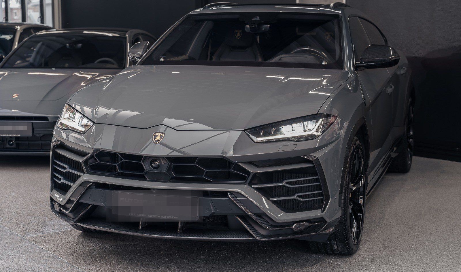 Lamborghini Urus Pano+Adas+Akrapovic+TV+Full Carbon+B&O-3D foto 3