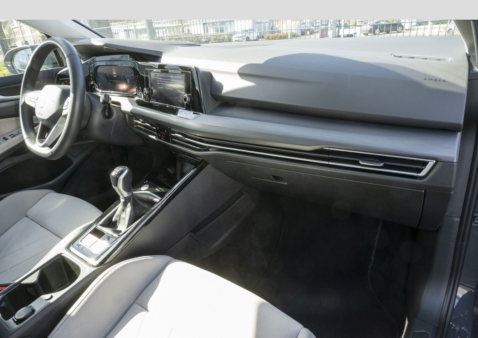Volkswagen Golf VIII 1.5 TSI Style App-Connect/LED/Einparkh foto 9