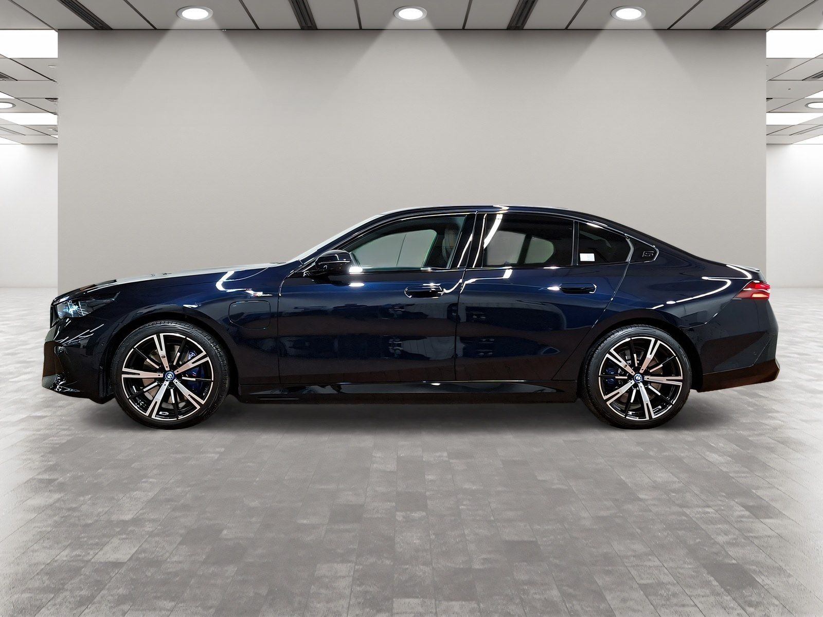 BMW 550e xDrive Limousine M Sport Driv.Assist.Prof foto 3