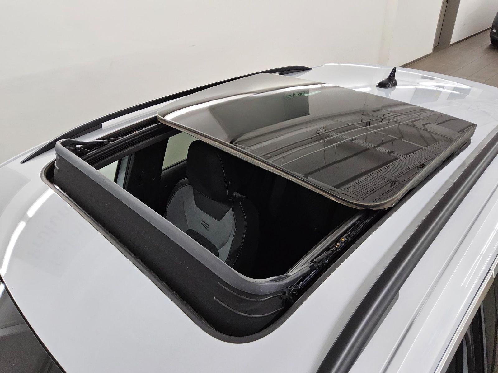 Volkswagen T-Roc R 2.0 TSI 4M Pano DCC Ahk Kamera LED foto 13