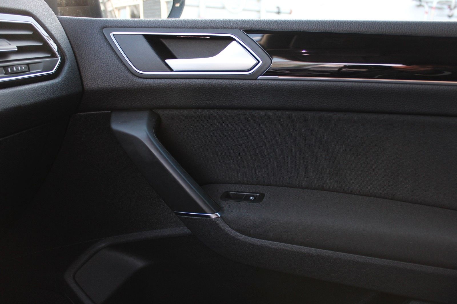 Volkswagen Touran Highline R LINE 7 Sitzer foto 17