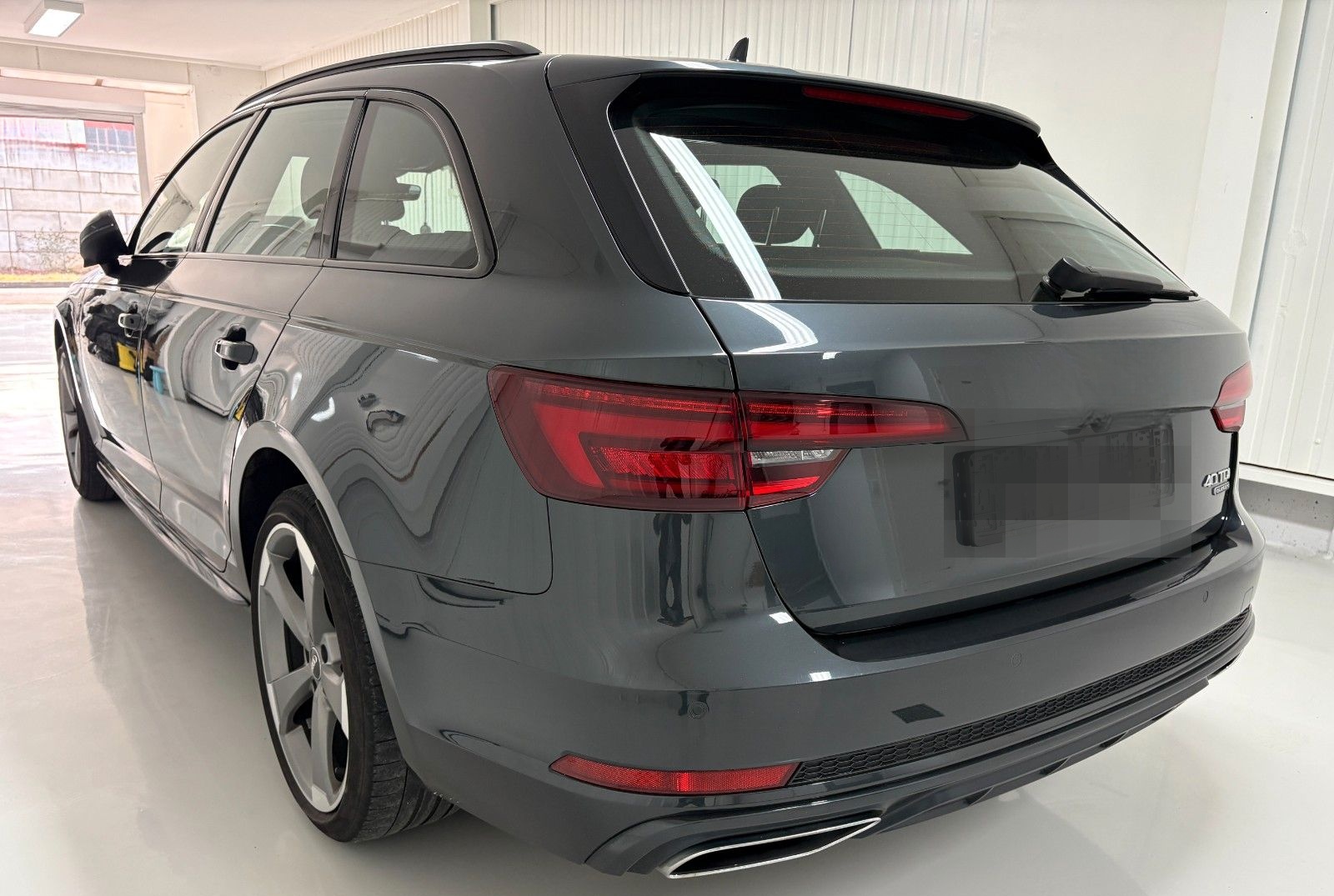 Audi A4 Avant 40 TDI quattro sport S-Line foto 6