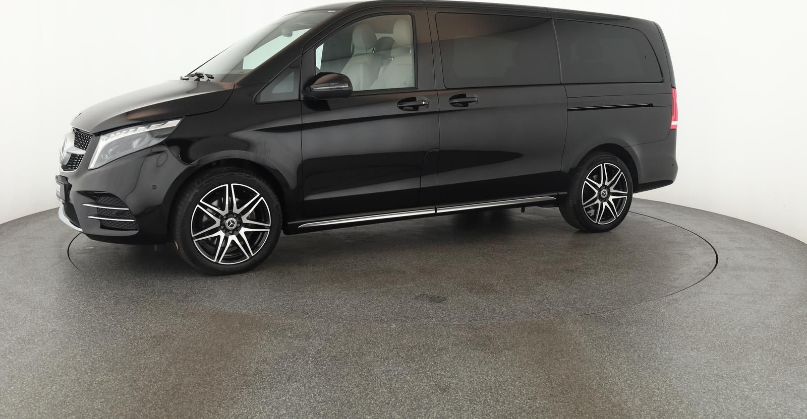 Mercedes-Benz V 300 d 4M lang Avantgarde AMG 8 Pano Nav BM 360 foto 23